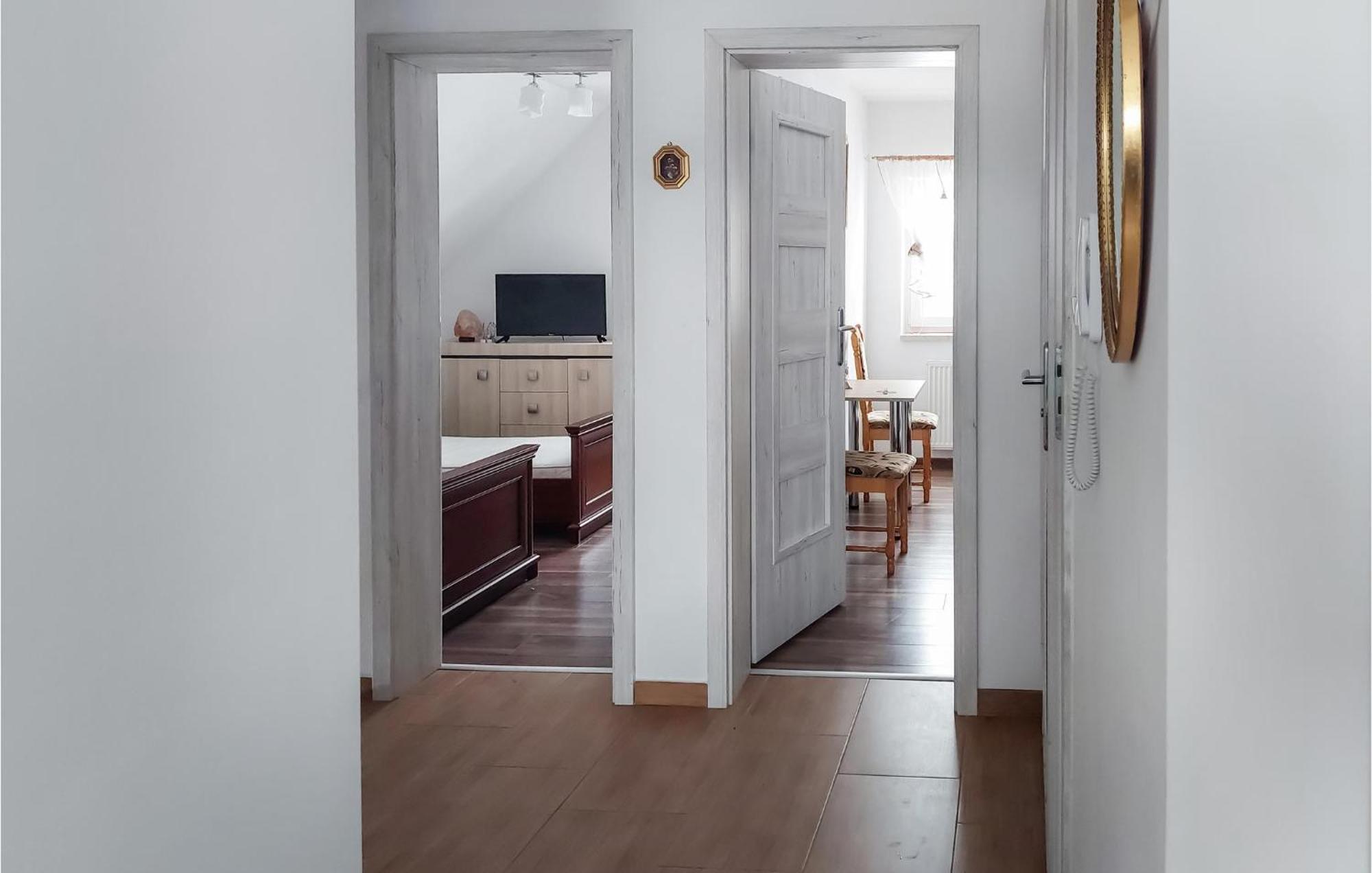 Beautiful Apartment In Moryn With Kitchen Eksteriør billede