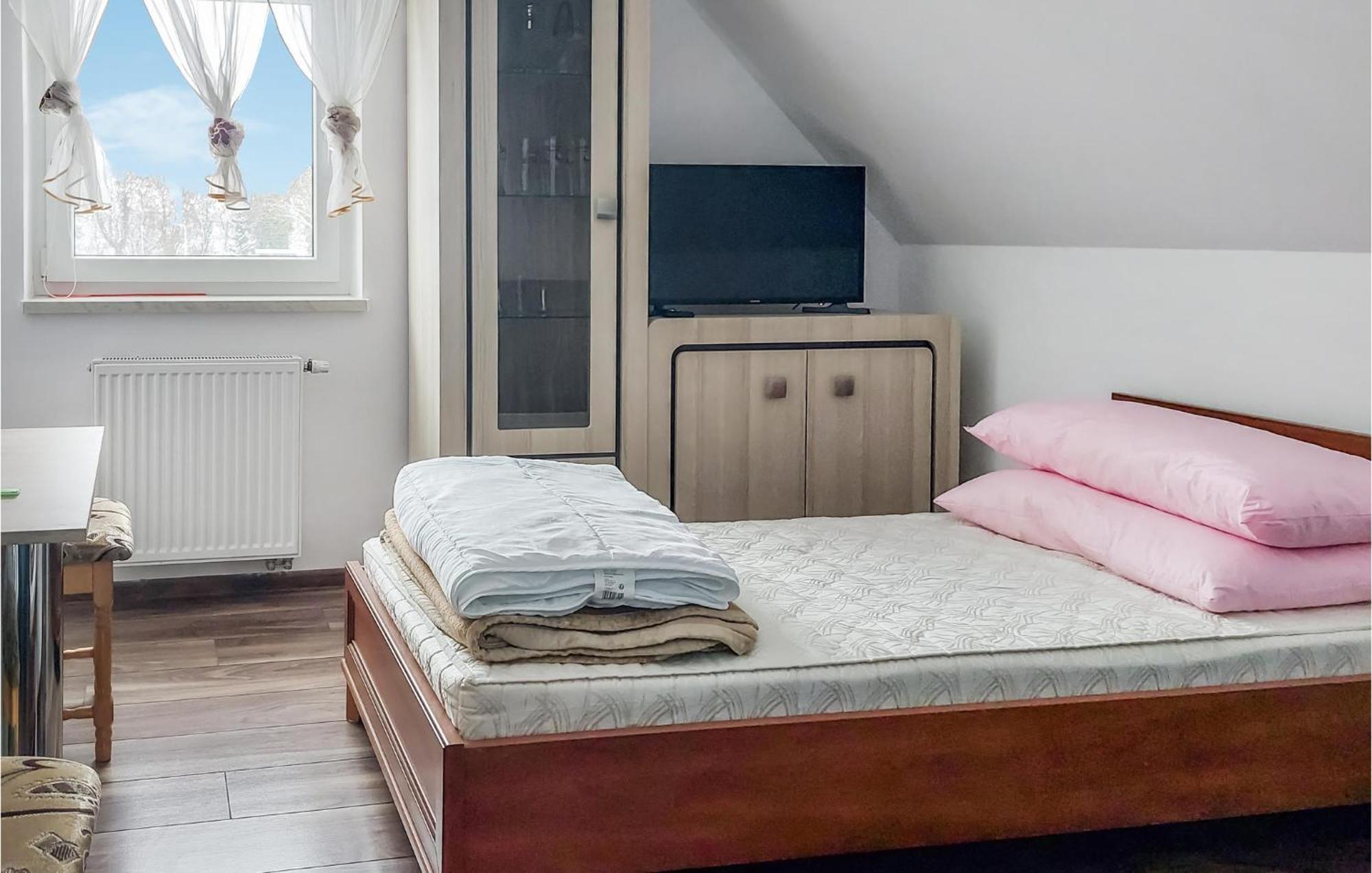 Beautiful Apartment In Moryn With Kitchen Eksteriør billede